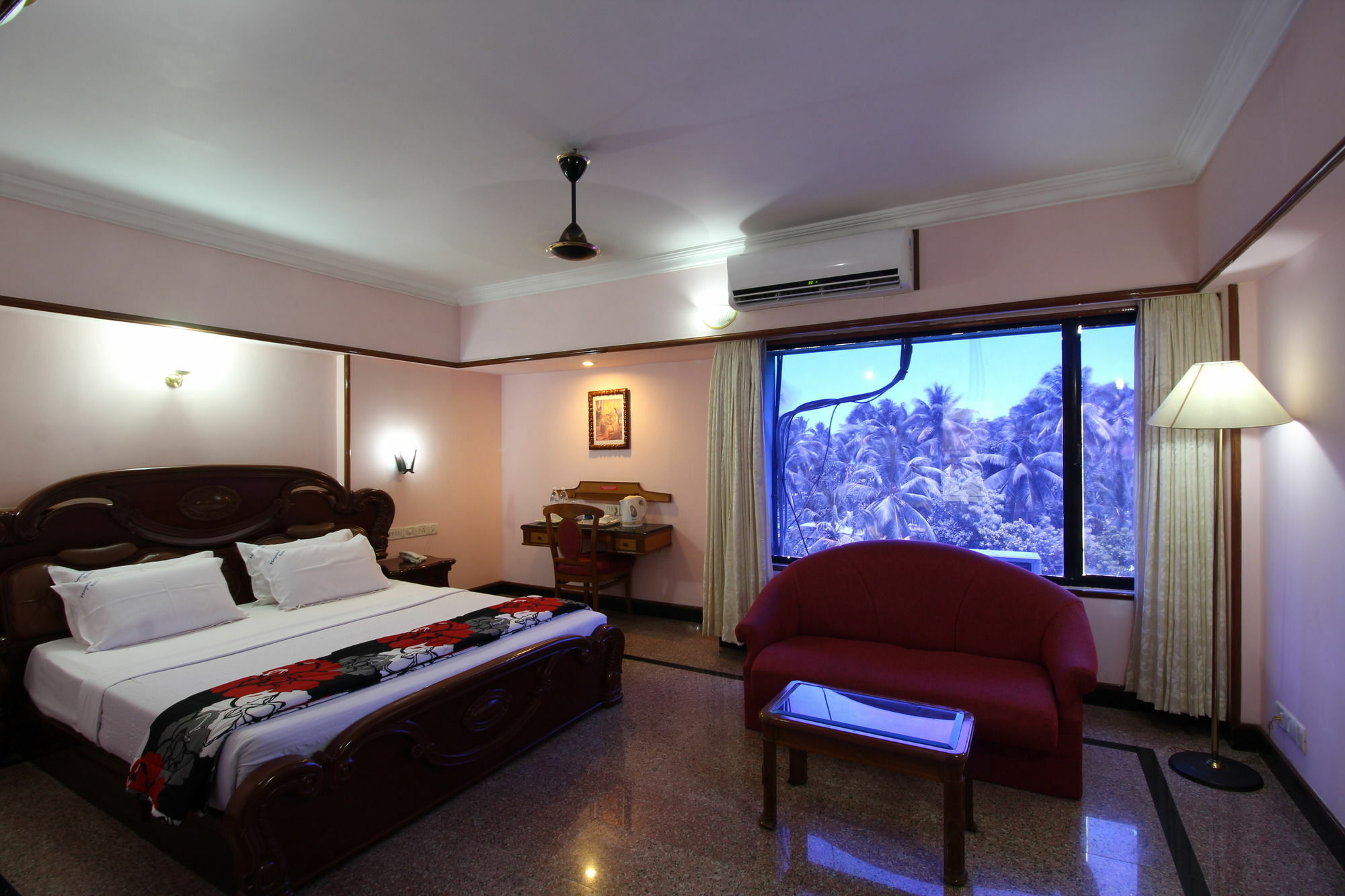 Mayura Residency Guruvāyūr Esterno foto